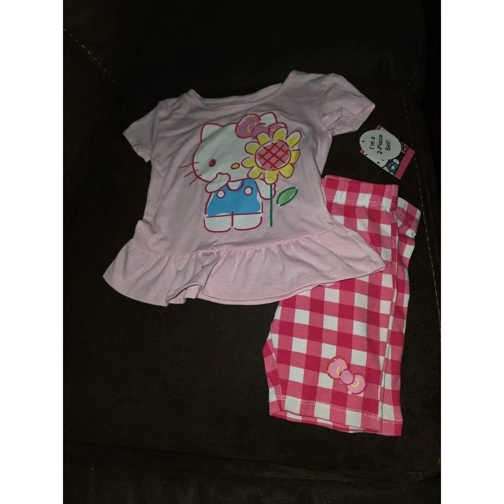Hello kitty floral top and shorts outfit size 3t nwt